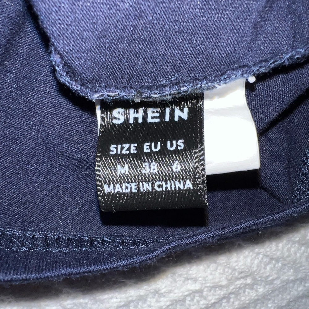 Shein Navy blue crop top - Picture 3 of 3
